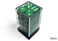 Chessex: Opaque 12D6 Green/ White 16mm