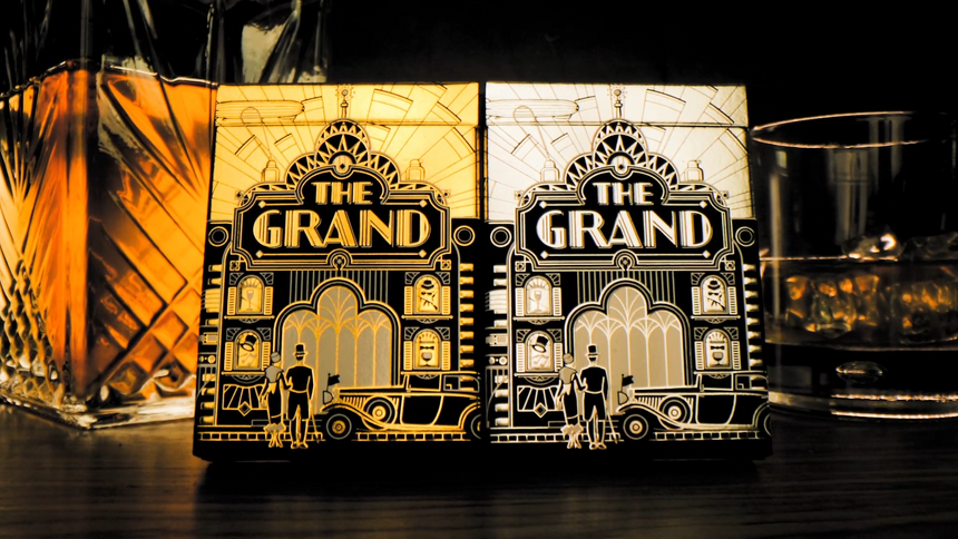 The Grand Silver Allure Playing Cards (7458358984924)